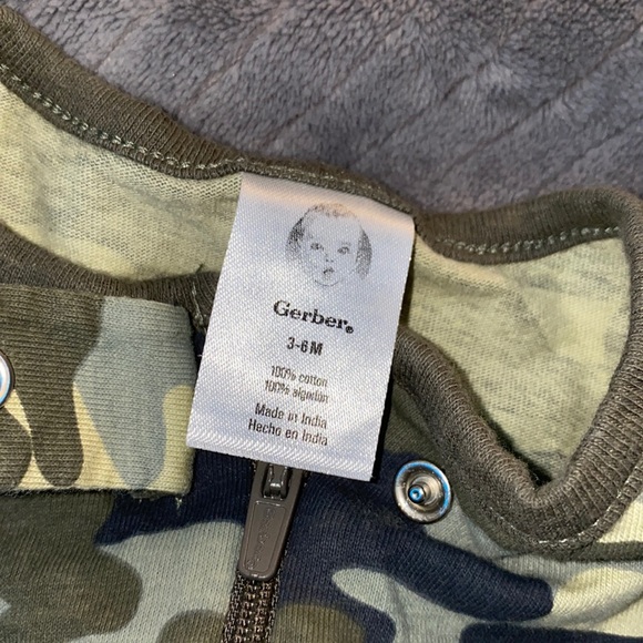 2 pc baby boy footies (sleeping onesies) - Picture 4 of 4